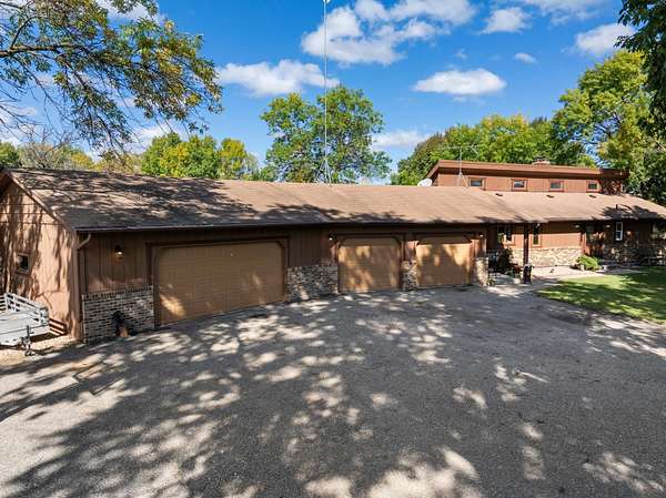 10 Acres of Recreational Land with Home for Sale in Annandale, Minnesota