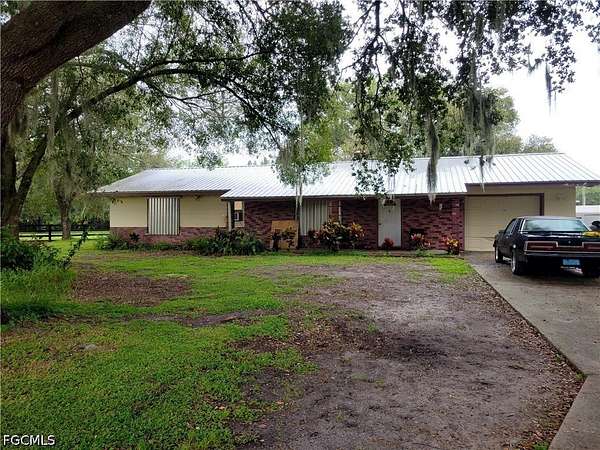 4.79 Acres of Land with Home for Sale in LaBelle, Florida