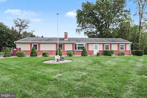 1.9 Acres of Land with Home for Sale in Goldsboro, Pennsylvania