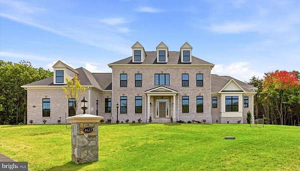 5.2 Acres of Land with Home for Sale in Chantilly, Virginia