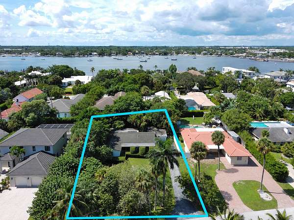 0.34 Acres of Residential Land for Sale in Lantana, Florida