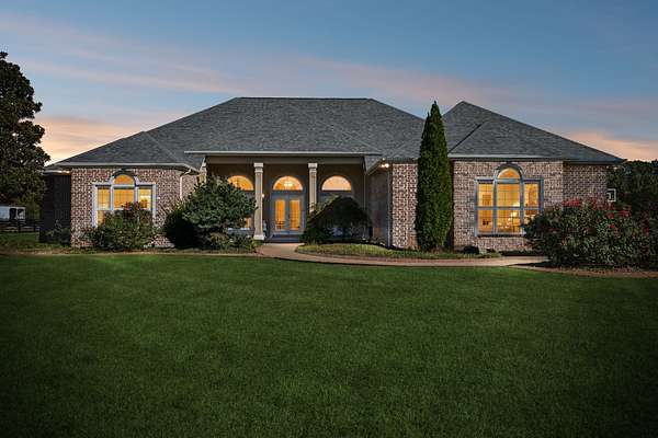 8.72 Acres of Land with Home for Sale in Murfreesboro, Tennessee
