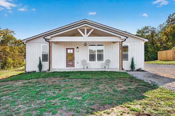1.62 Acres of Land with Home for Sale in Cumberland City, Tennessee