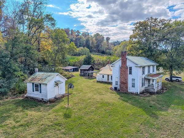 84.7 Acres of Recreational Land with Home for Sale in Lawrenceburg, Tennessee