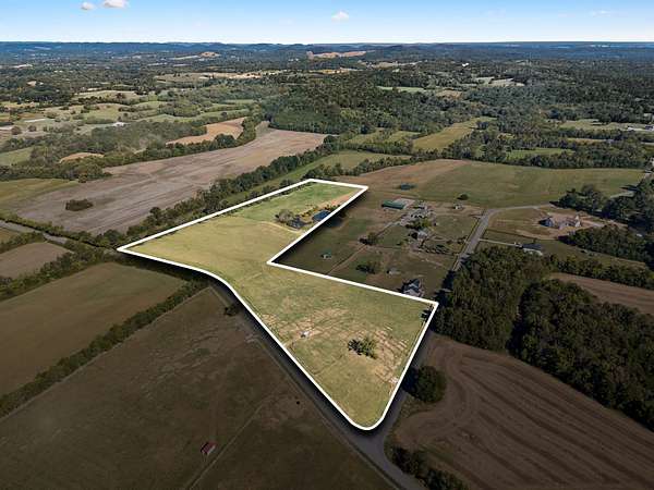 18.8 Acres of Land for Sale in College Grove, Tennessee