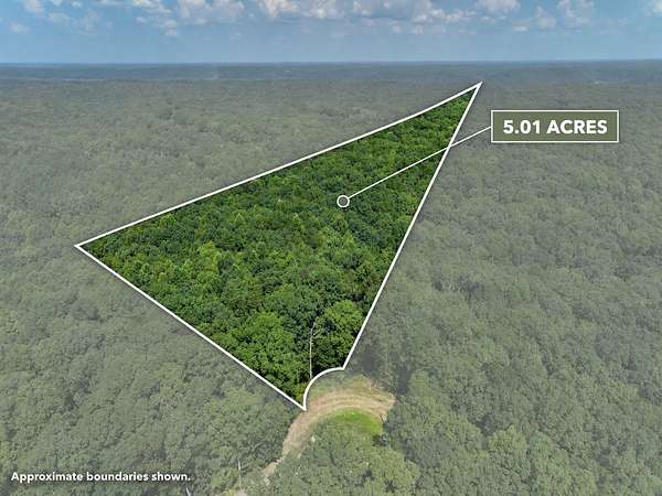 5 Acres of Residential Land for Sale in Hurricane Mills, Tennessee