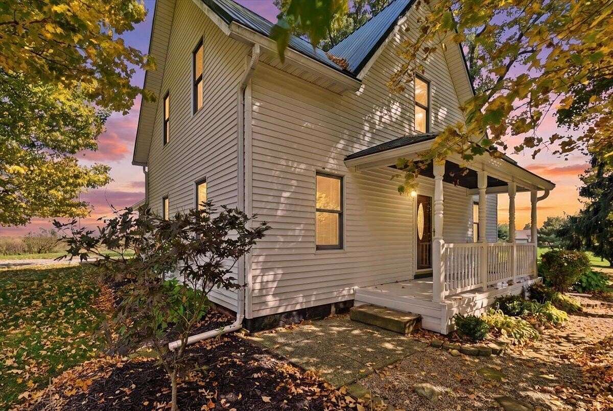 2 Acres of Land with Home for Sale in Mount Vernon, Ohio