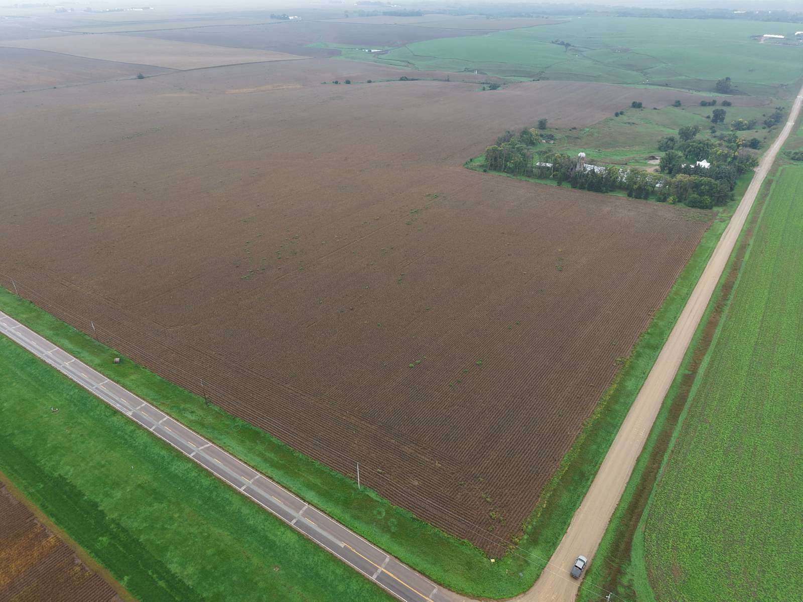 143 Acres of Land for Auction in Inwood, Iowa