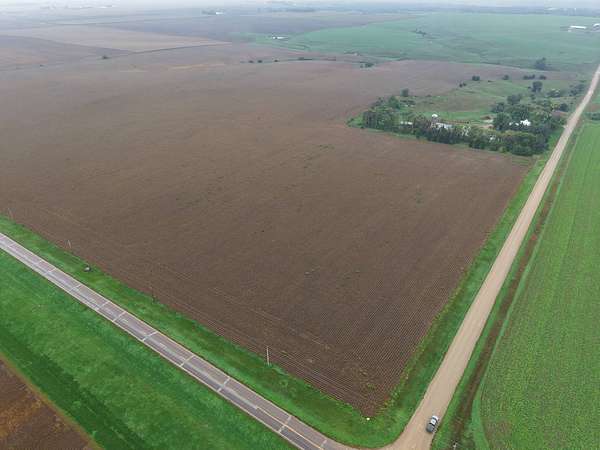 143 Acres of Land for Auction in Inwood, Iowa
