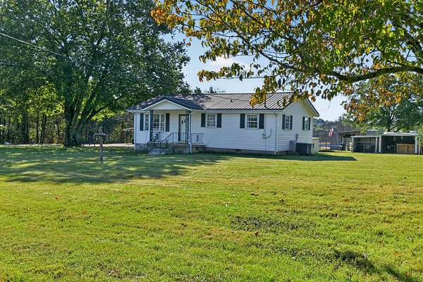 3 Acres of Land with Home for Sale in Watertown, Tennessee
