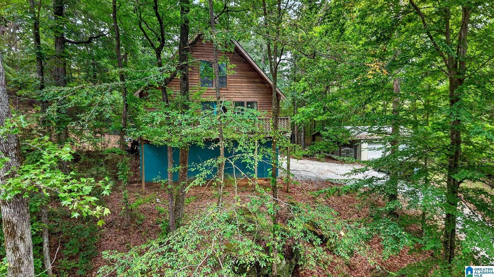 4.43 Acres of Land with Home for Sale in Jemison, Alabama