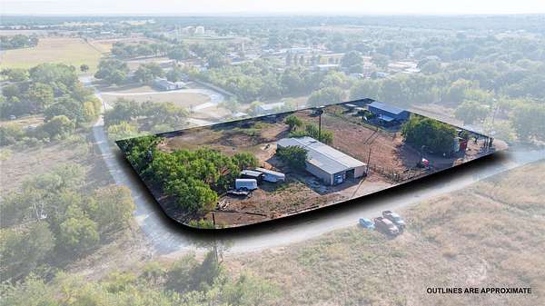 2 Acres of Residential Land for Sale in Clyde, Texas