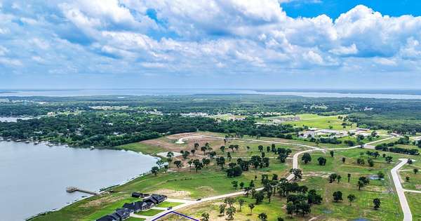 0.61 Acres of Residential Land for Sale in West Tawakoni, Texas