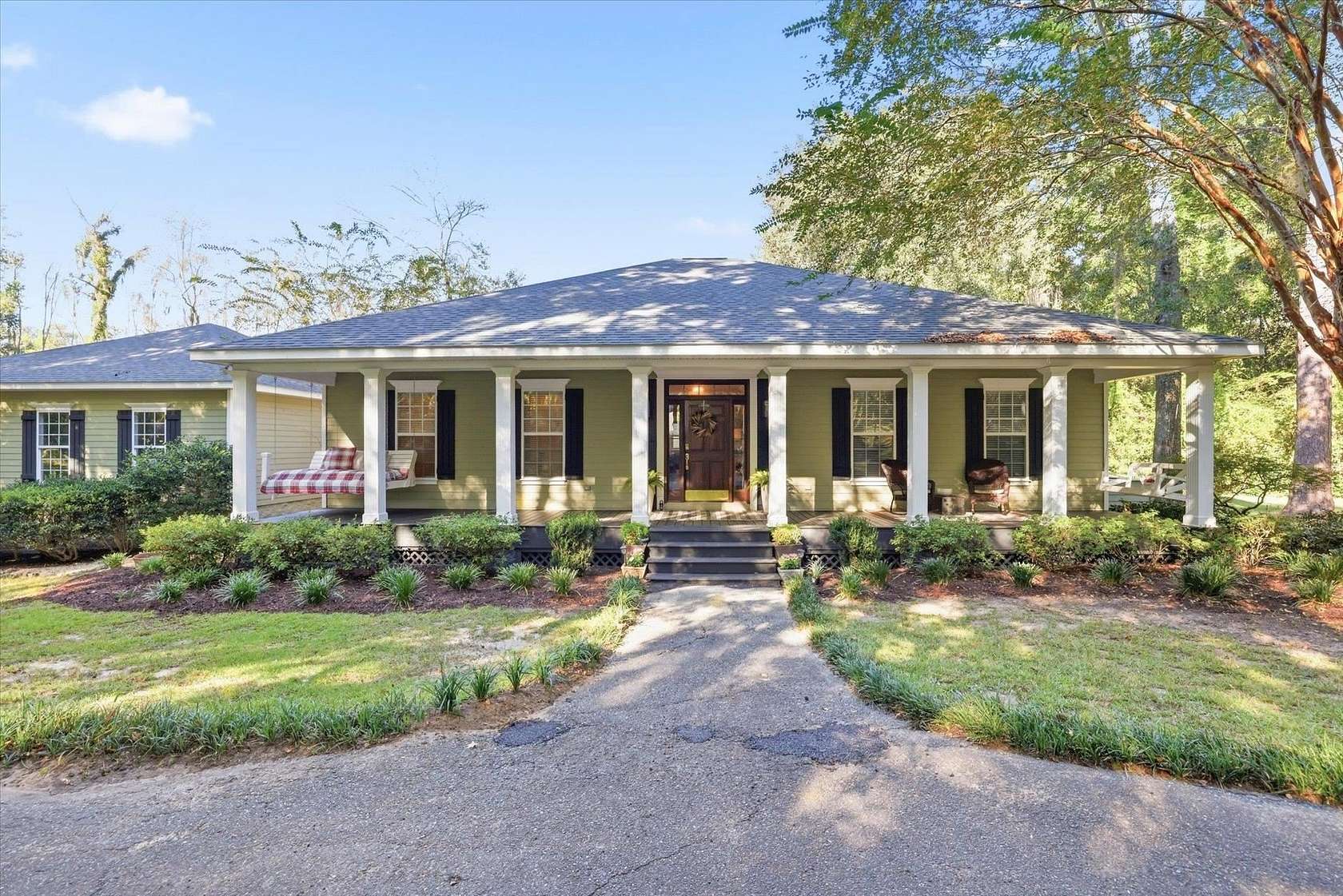 4.1 Acres of Land with Home for Sale in Tallahassee, Florida