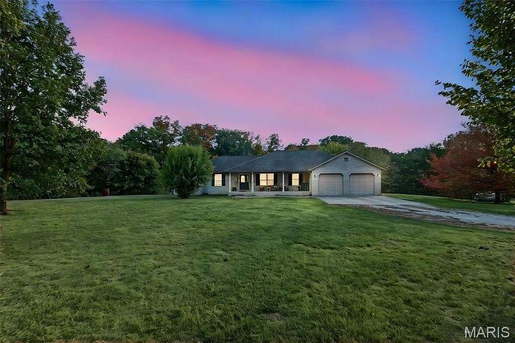 2.25 Acres of Land with Home for Sale in Highland, Illinois