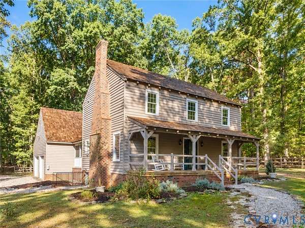 10 Acres of Recreational Land with Home for Sale in Powhatan, Virginia