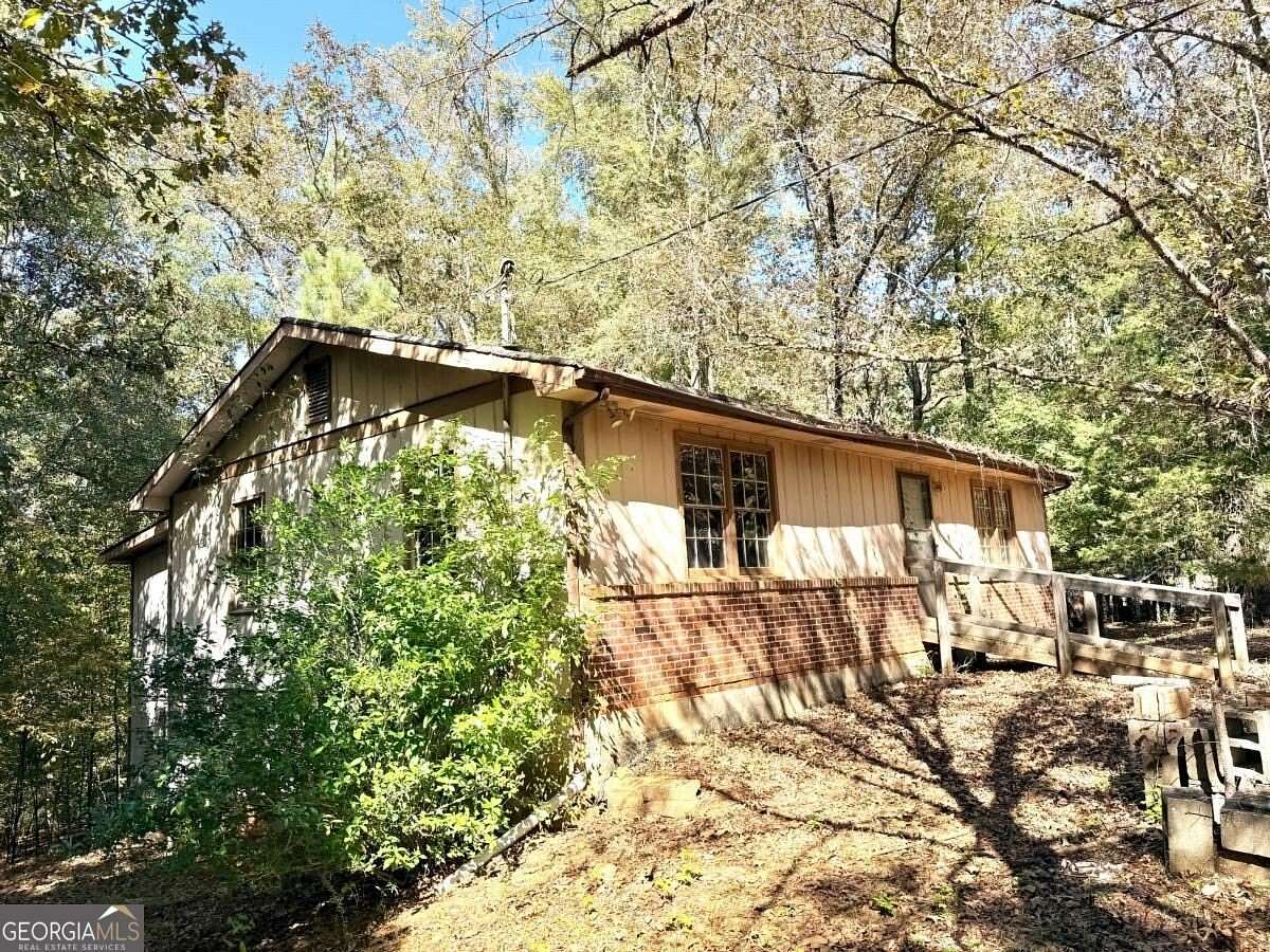3 Acres of Land with Home for Sale in Jackson, Georgia
