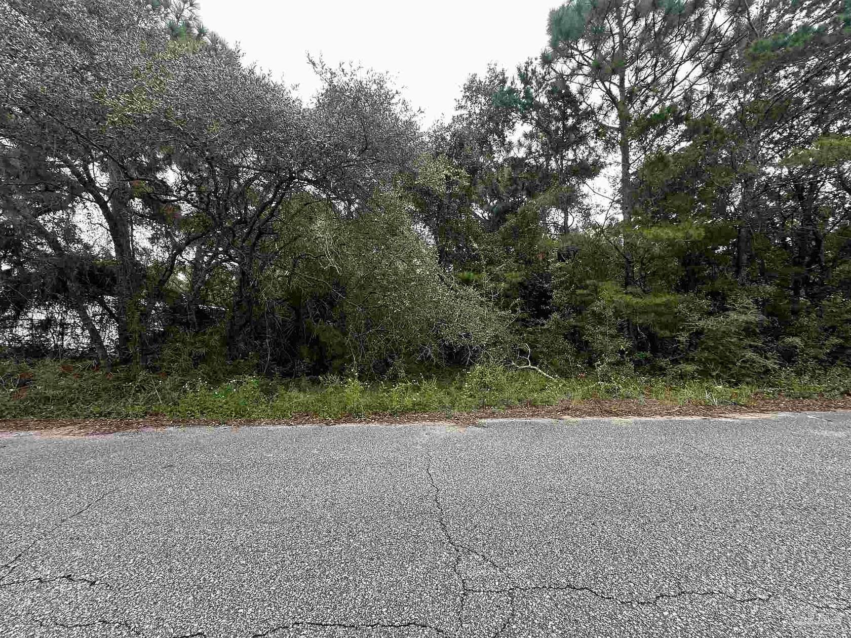 0.31 Acres of Commercial Land for Sale in Navarre, Florida