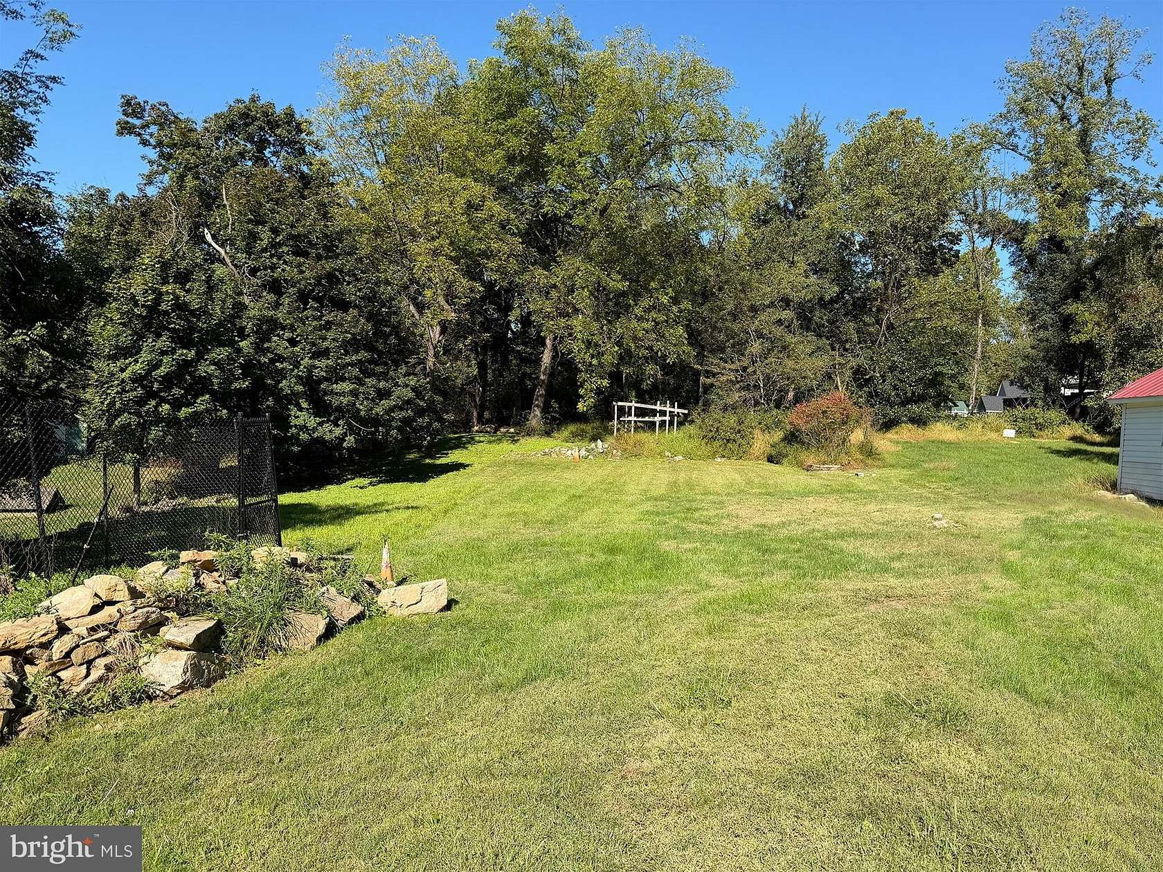 0.23 Acres of Residential Land for Auction in Brookeville, Maryland