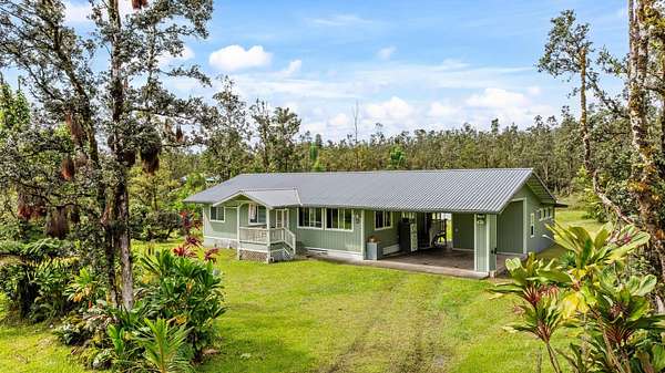 1.87 Acres of Land with Home for Sale in Mountain View, Hawaii