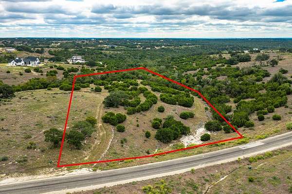 5.32 Acres of Land for Sale in Kerrville, Texas