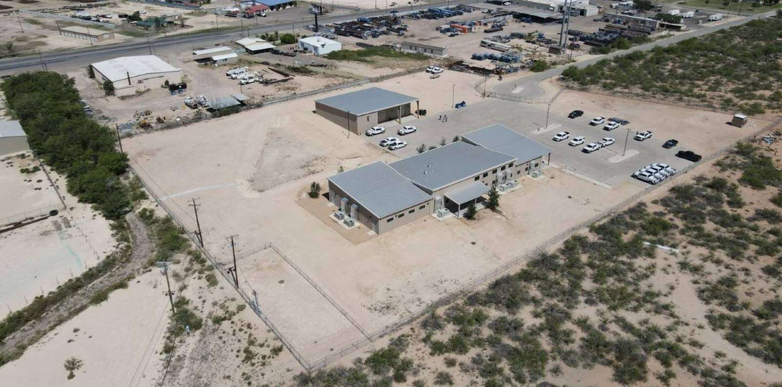 4.63 Acres of Improved Commercial Land for Sale in Monahans, Texas