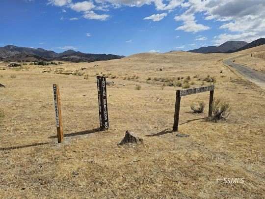 20 Acres of Agricultural Land for Sale in Caliente, California