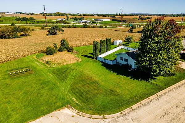 0.45 Acres of Residential Land for Sale in Dodgeville, Wisconsin