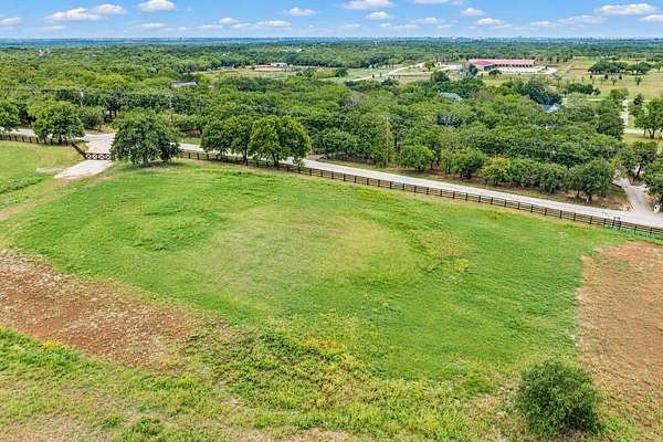 2 Acres of Residential Land for Sale in Bartonville, Texas