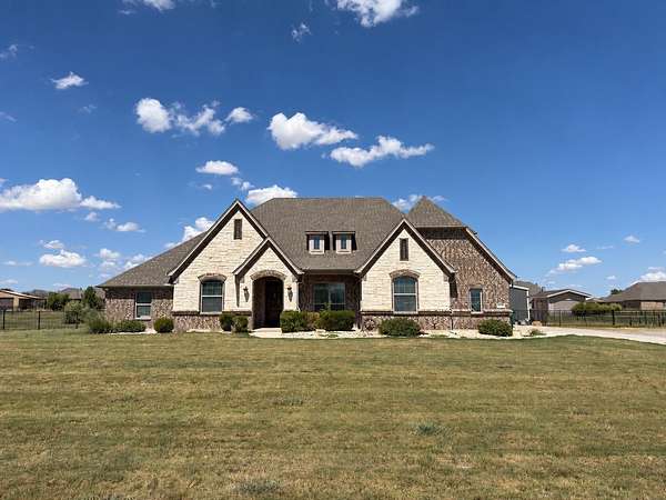1.67 Acres of Land with Home for Sale in Justin, Texas