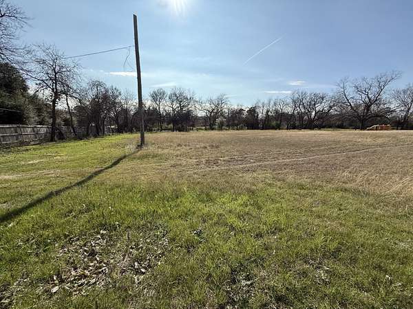 3 Acres of Residential Land for Sale in Dallas, Texas