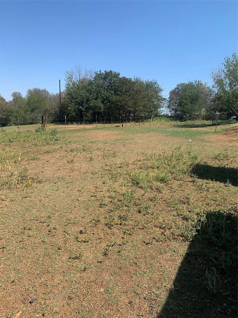 4 Acres of Residential Land for Sale in Mansfield, Texas