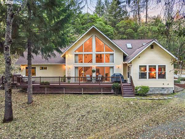 60 Acres of Recreational Land with Home for Sale in Grants Pass, Oregon