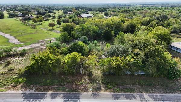 1 Acre of Residential Land for Sale in Seguin, Texas