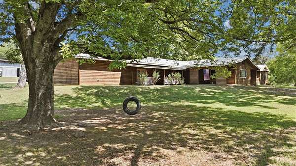 20.2 Acres of Recreational Land with Home for Sale in Bismarck, Arkansas