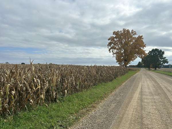 20 Acres of Agricultural & Residential Land for Sale in Hickory Corners, Michigan