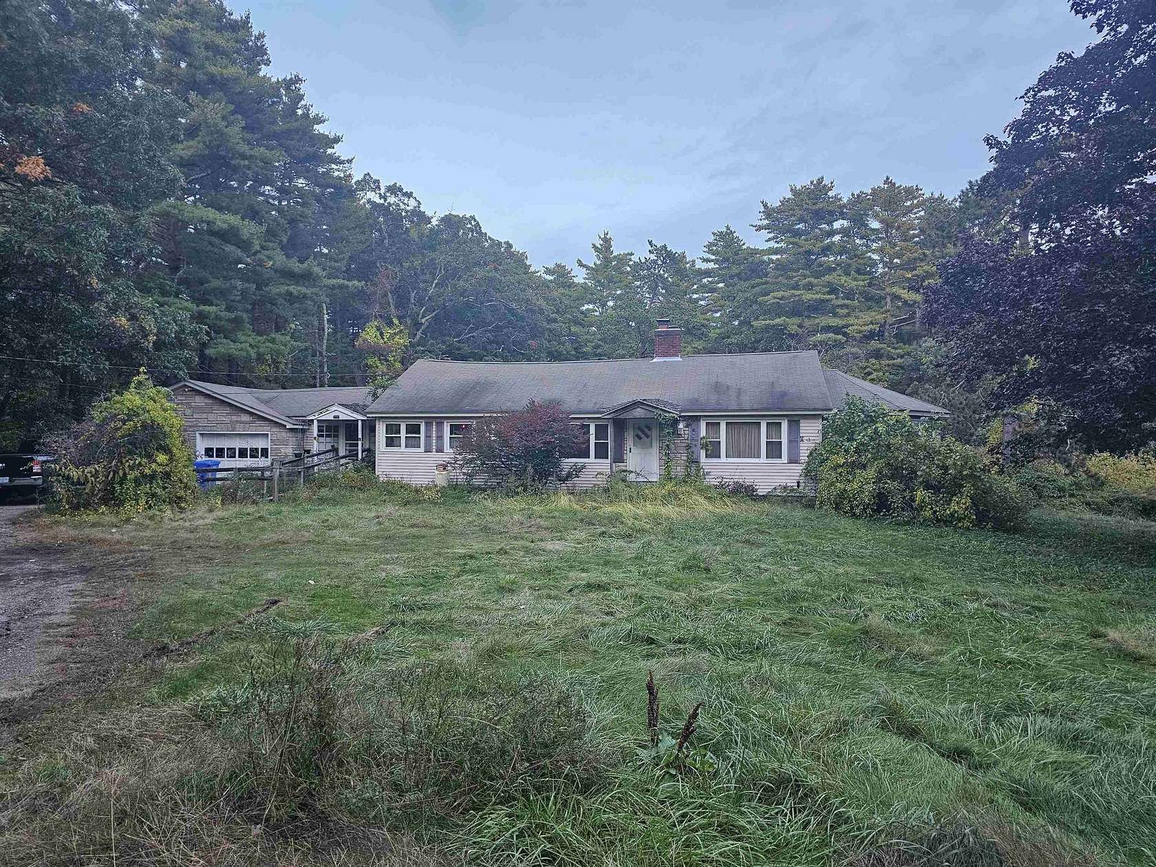 4.2 Acres of Land with Home for Sale in Londonderry, New Hampshire