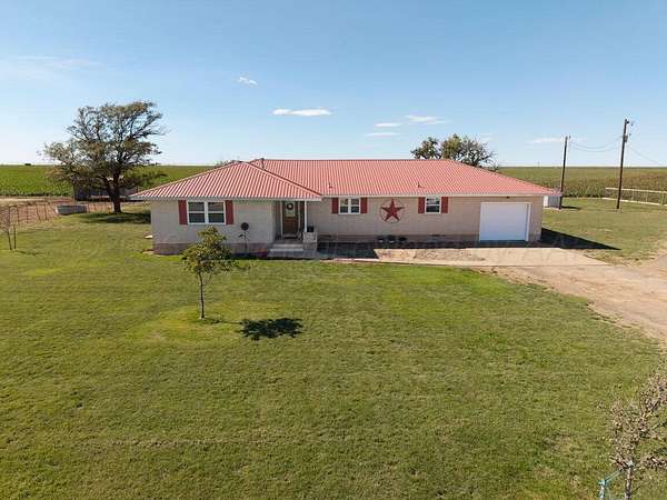 5.23 Acres of Land with Home for Sale in Hereford, Texas