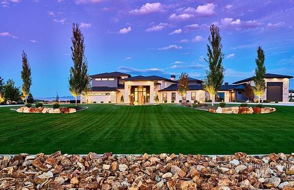 6 Acres of Land with Home for Sale in Star, Idaho