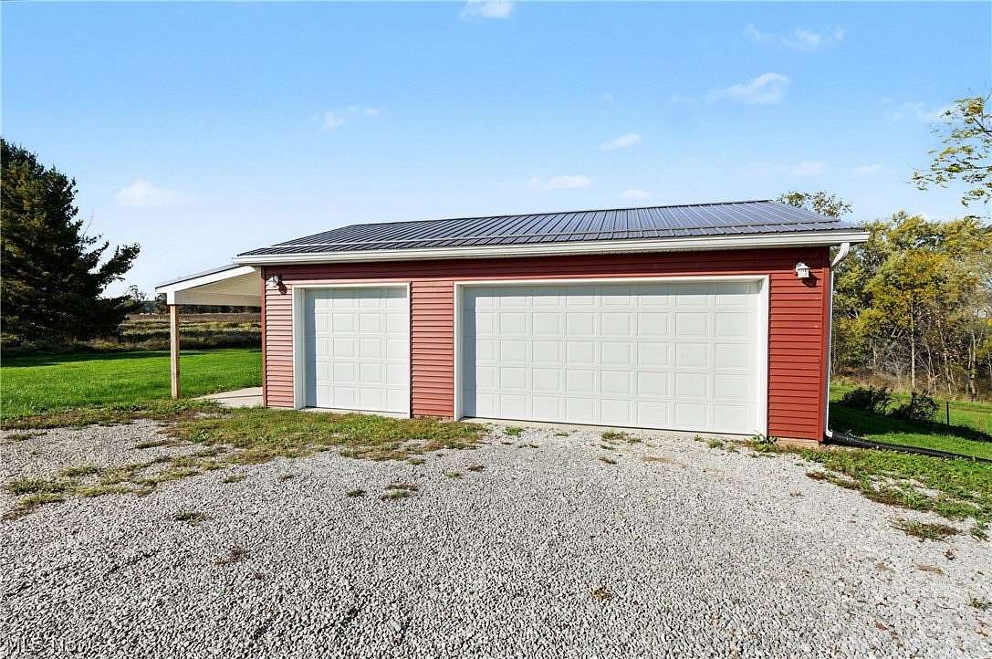 9.9 Acres of Land with Home for Sale in Diamond, Ohio