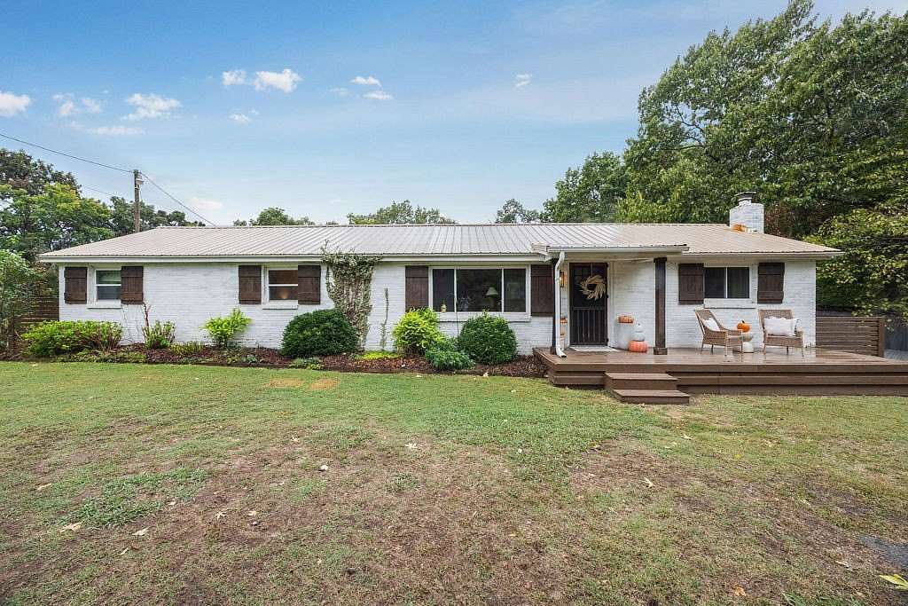 3.26 Acres of Land with Home for Sale in Fayetteville, Arkansas