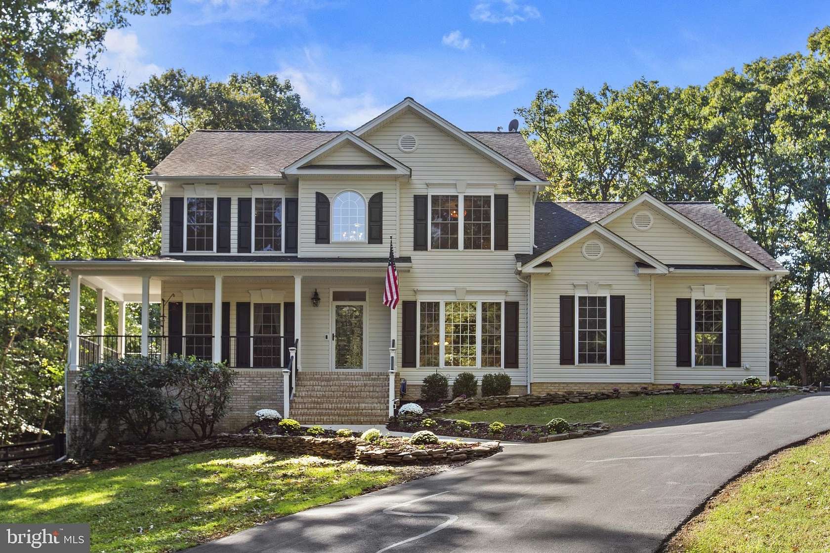 1.5 Acres of Land with Home for Sale in Mechanicsville, Maryland