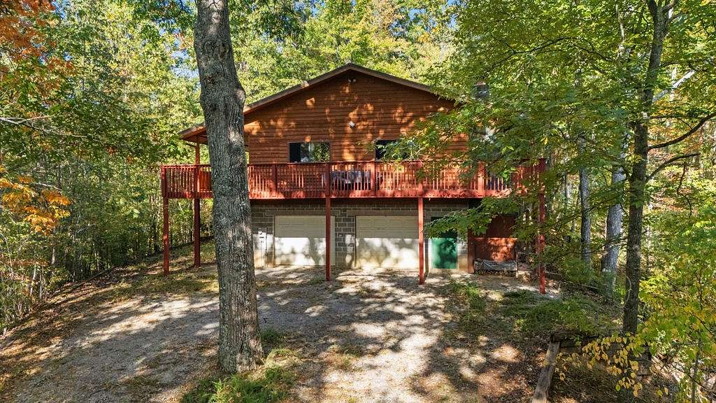 15.5 Acres of Land with Home for Sale in Sevierville, Tennessee