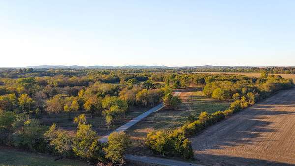 11.8 Acres of Land for Sale in Chapel Hill, Tennessee