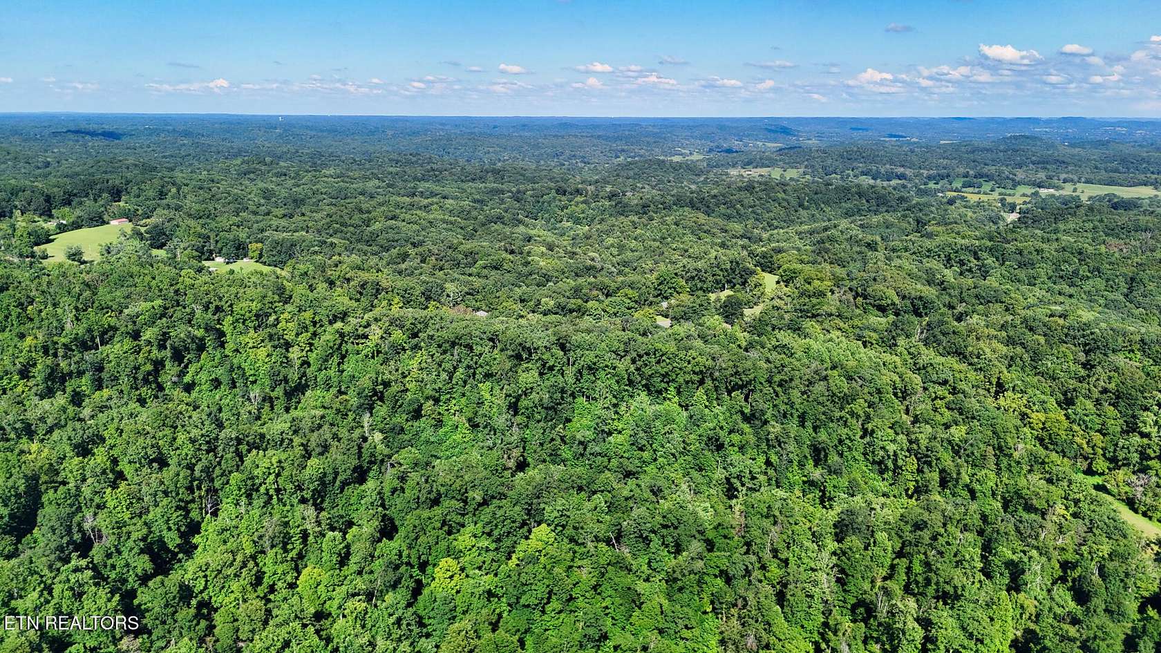21 Acres of Recreational & Residential Land for Sale in Gallatin, Tennessee