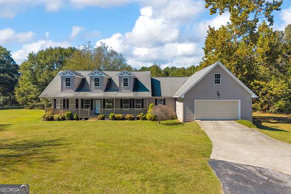 5 Acres of Land with Home for Sale in Toccoa, Georgia