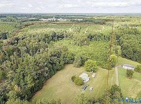 7 Acres of Land with Home for Sale in Crewe, Virginia