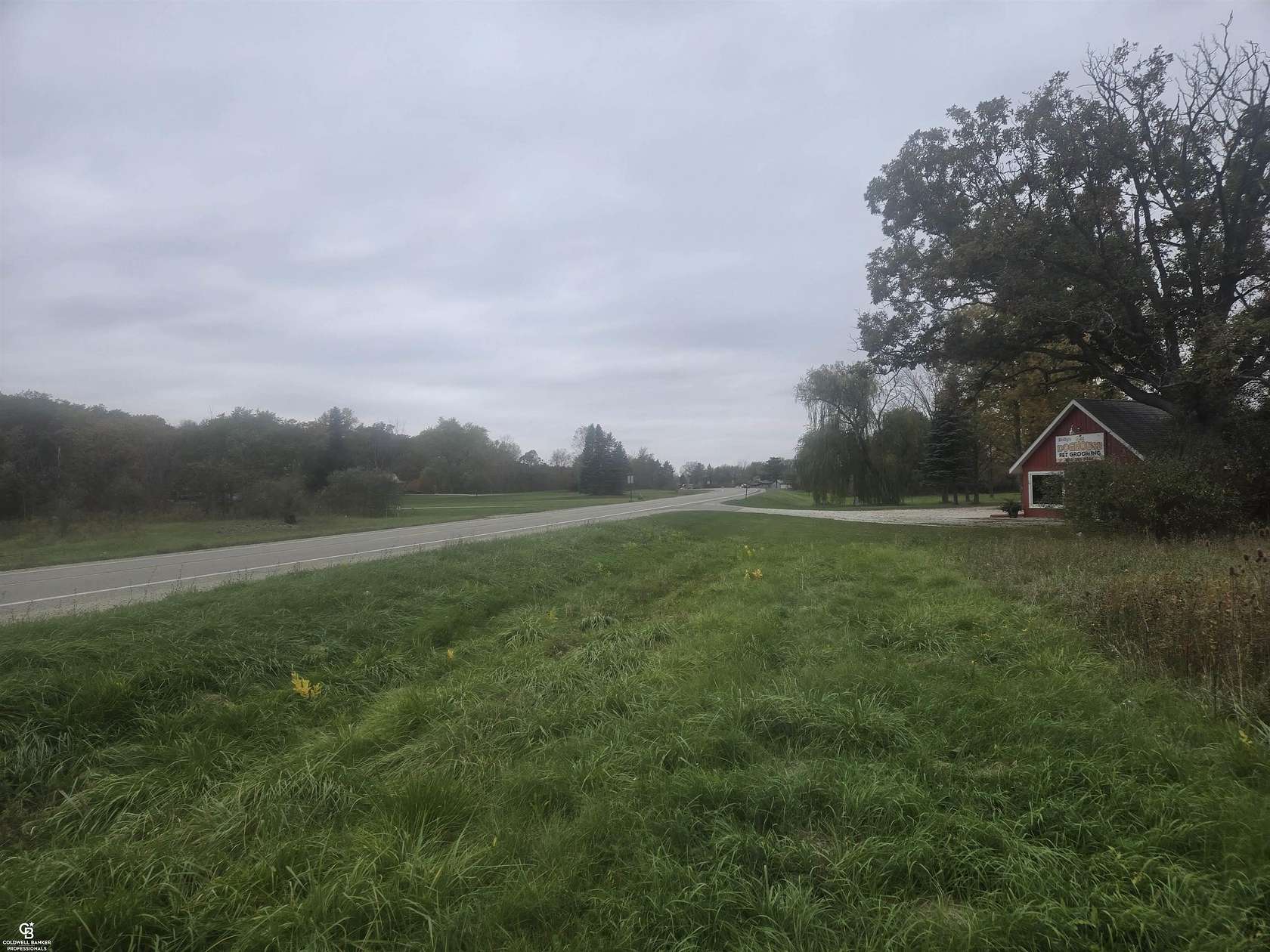1 Acre of Commercial Land for Sale in Capac, Michigan