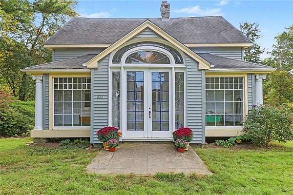 3 Acres of Land with Home for Sale in South Kingstown Town, Rhode Island