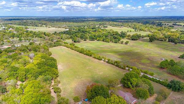 1.12 Acres of Residential Land for Sale in Kemp, Texas